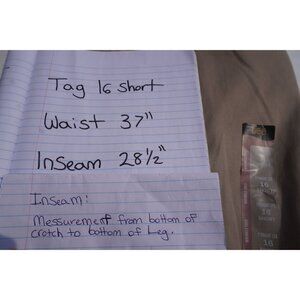 LEE  NWT Women's Size 16 short Wrinkle Free Straight Mid Rise Khaki Pants Slacks